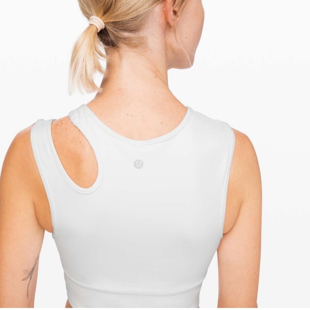Lululemon Mastered Motion Cropped Tank in‎ color dusty blue - Picture 3 of 6